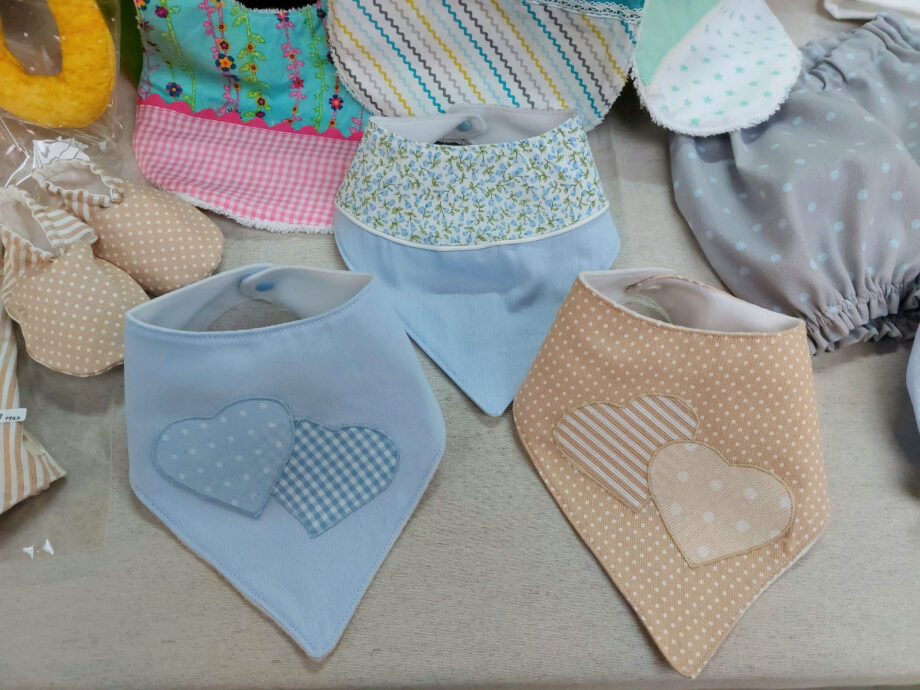 Baberos artesanales BEYAMEL: pequeños detalles con mucho corazón